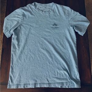 Travis Mathew Light Blue Men's Short Sleeve Tee Large